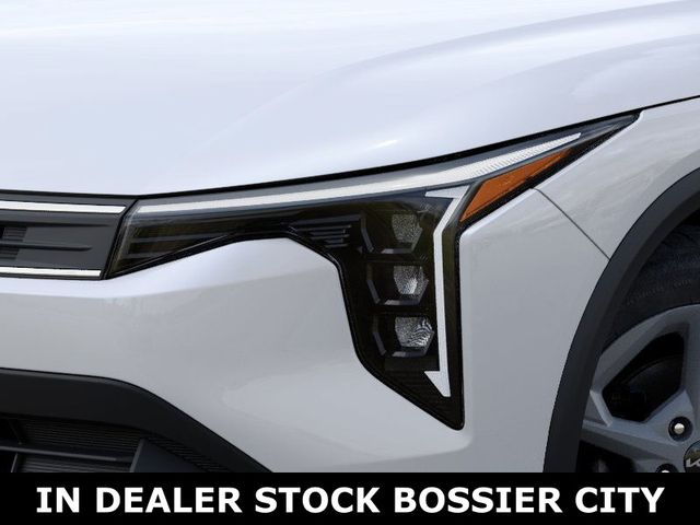 2025 Kia K4 LXS - Photo 10