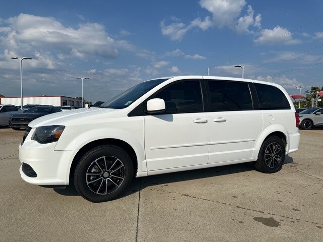 2017 Dodge Grand Caravan SE photo 3