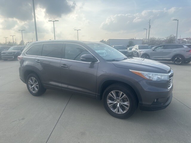 2015 Toyota Highlander XLE photo 3