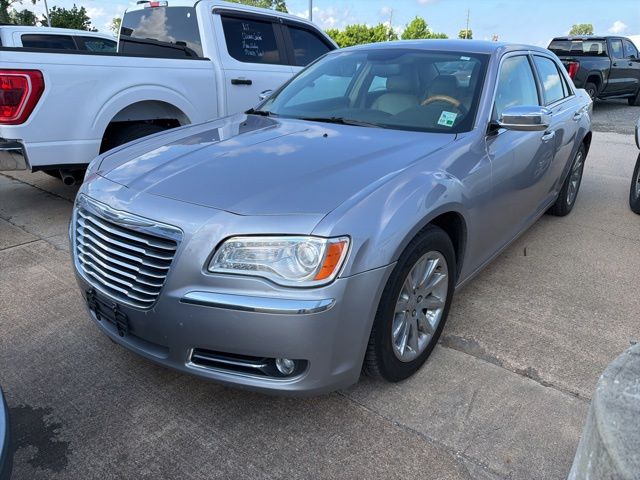 2014 Chrysler 300 C V6's photo