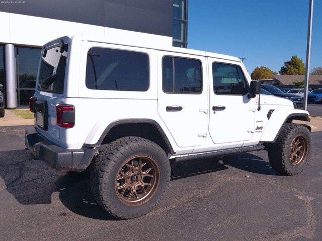 Used 2021 Jeep Wrangler Unlimited Sahara SUV
