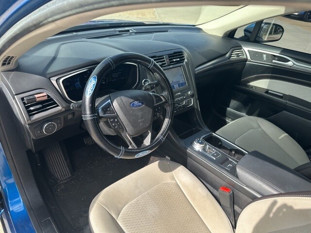 2019 Ford Fusion SE photo 4