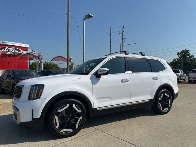 2023 Kia Telluride S photo 4