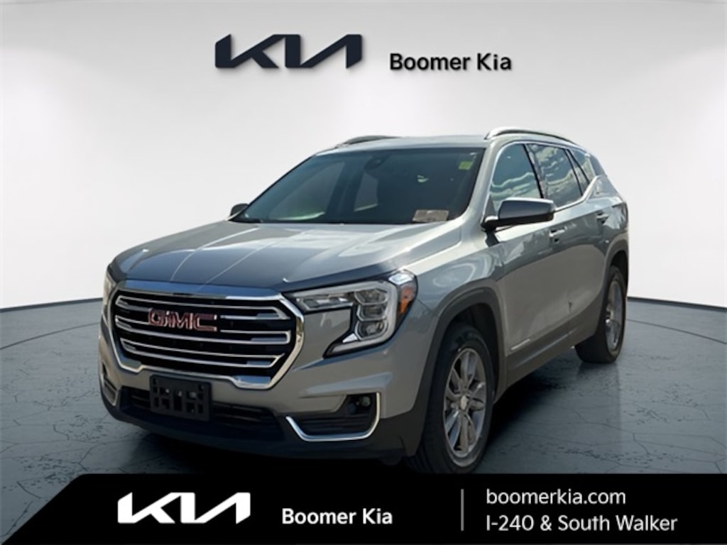 Used 2024 GMC Terrain SLT SUV