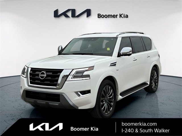 2022 Nissan Armada Platinum's photo