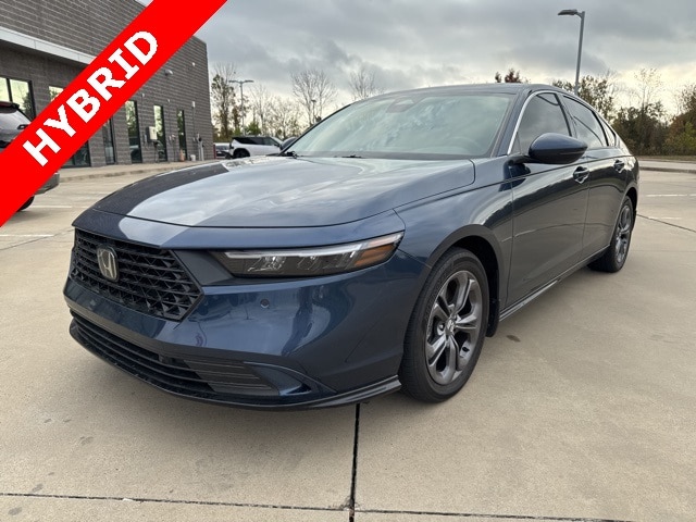 2024 Honda Accord Hybrid EX-L's photo