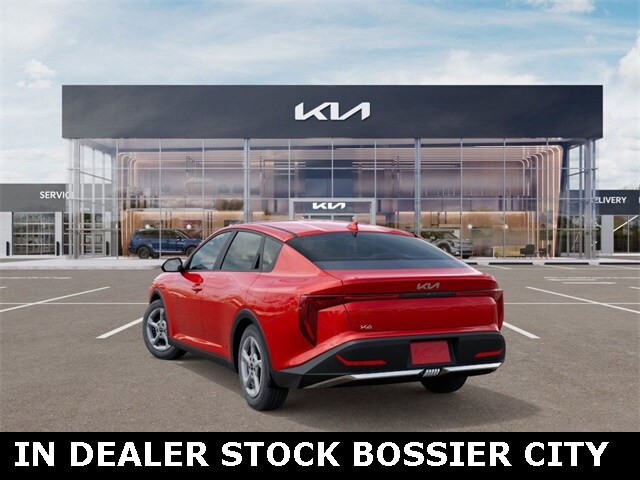 2025 Kia K4 LXS photo 4