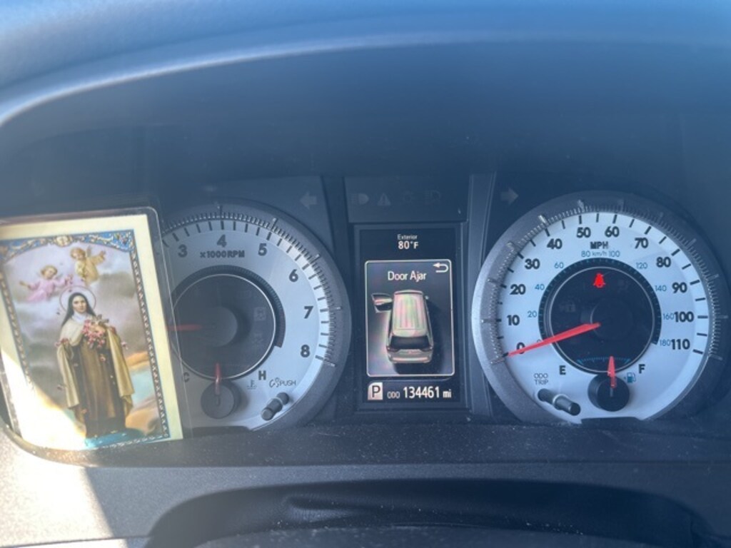 Used 2017 Toyota Sienna SE Premium 8 Passenger Van Passenger Van