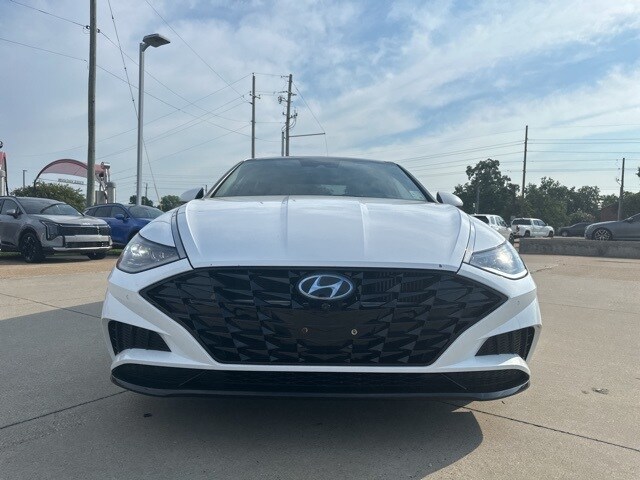 2020 Hyundai Sonata Limited photo 3