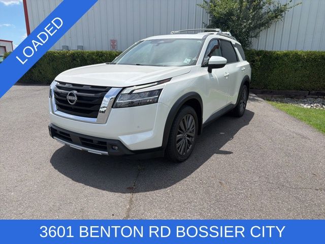2022 Nissan Pathfinder SL 2WD's photo