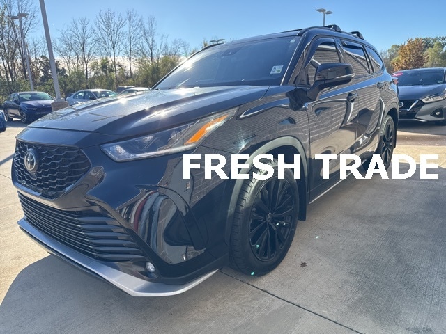 2023 Toyota Highlander XSE's photo