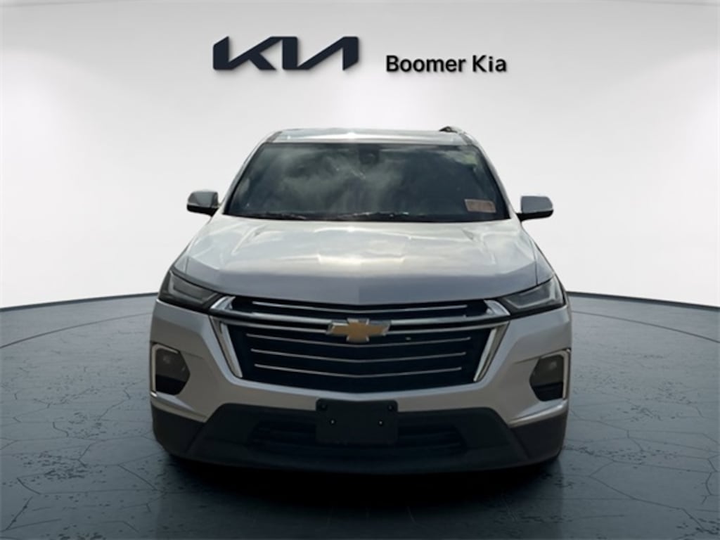 Used 2022 Chevrolet Traverse LT Cloth w/1LT SUV