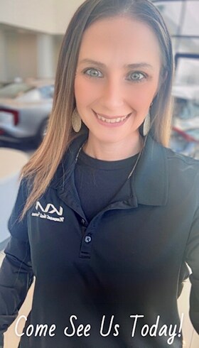 Staff member Britney Worley from ID_81e8b74c3bd7