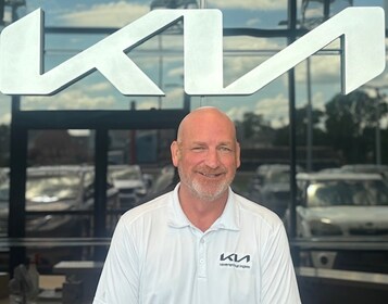 Staff member Greg Eason from ID_81e8b74c3bd7