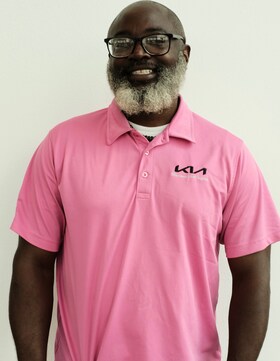 Staff member Larry "LD" Davis from ID_2b02baebebe7