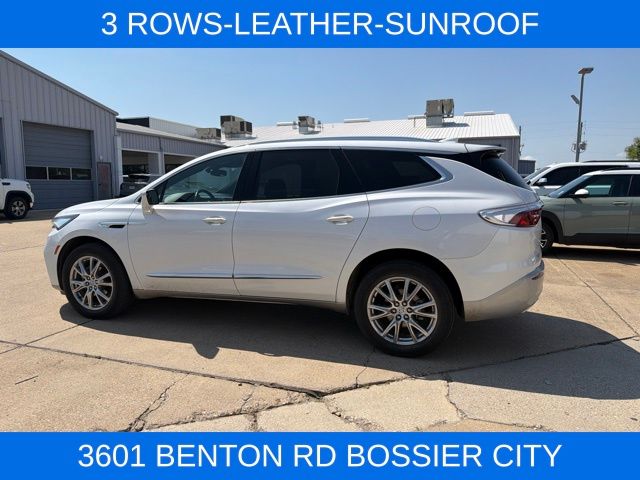 2023 Buick Enclave Essence - Photo 13