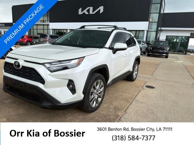 2022 Toyota RAV4 XLE Premium