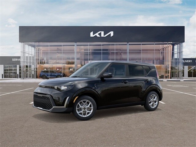 2025 Kia Soul LX photo 2