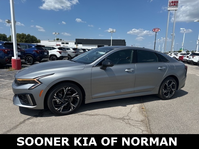 2025 Kia K5 Sedan  2025 Kia K5 Sedan