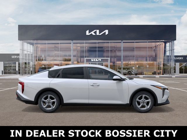 2025 Kia K4 LXS - Photo 7