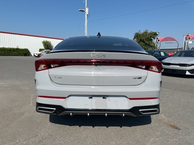 2022 Kia K5 GT-Line photo 3