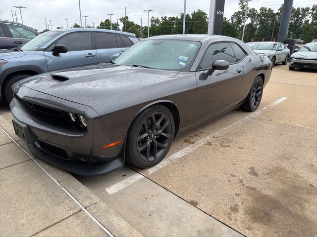 2022 Dodge Challenger GT Auto's photo