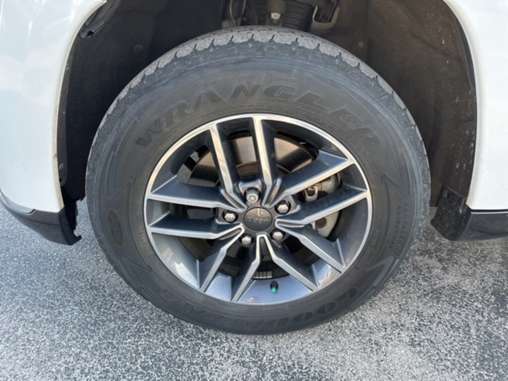 Used 2014 Jeep Grand Cherokee Summit 4x4 SUV