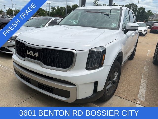 2025 Kia Telluride LX FWD's photo