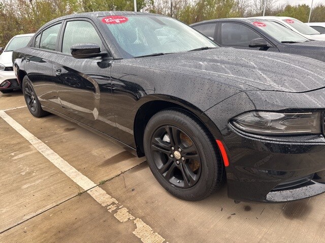 2022 Dodge Charger SXT photo 4