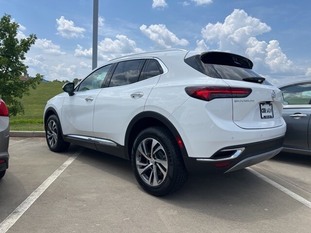 2023 Buick Envision Essence photo 2