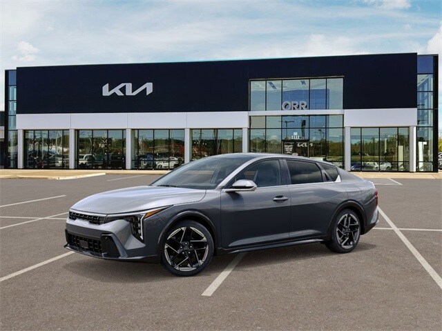 2025 Kia K4 GT-Line photo 3