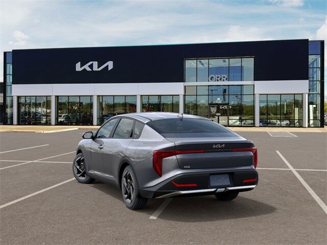 2025 Kia K4 EX photo 4