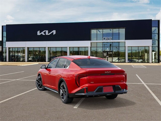2025 Kia K4 GT-Line photo 4