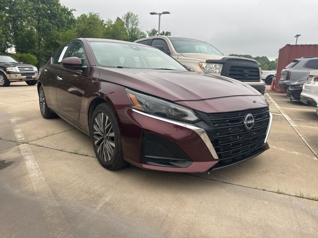 2023 Nissan Altima SV