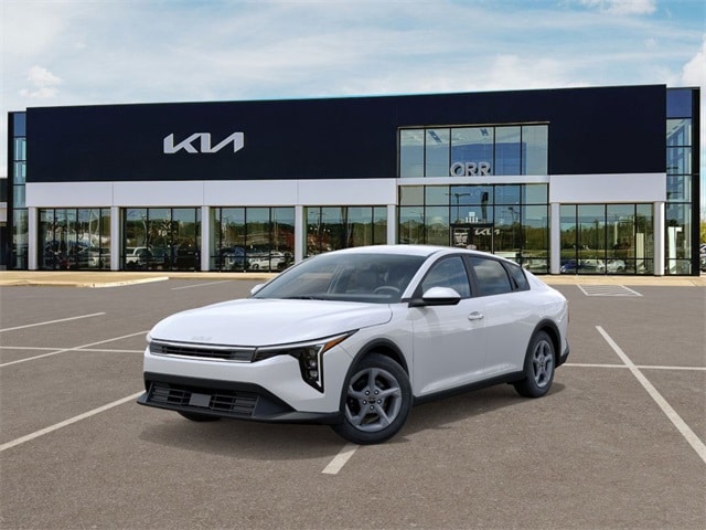 2025 Kia K4 LXS's photo