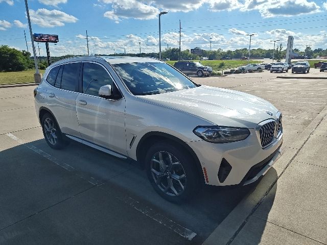 2023 BMW X3 xDrive30i's photo