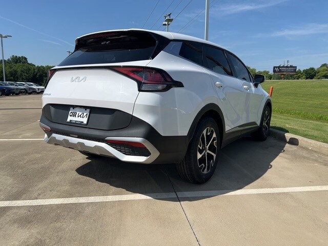 2023 Kia Sportage EX photo 4
