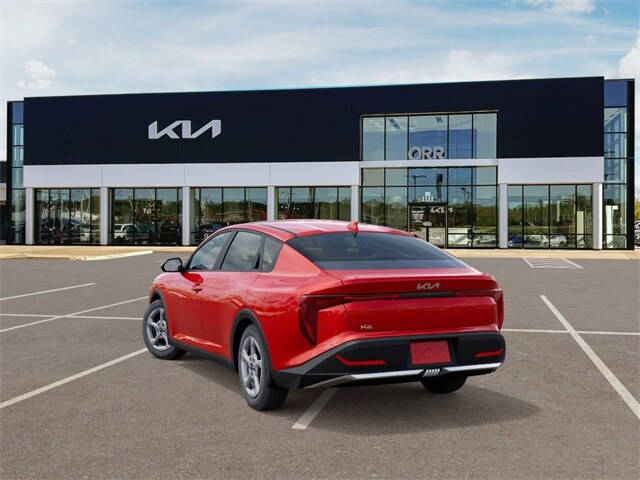 2025 Kia K4 LXS photo 4