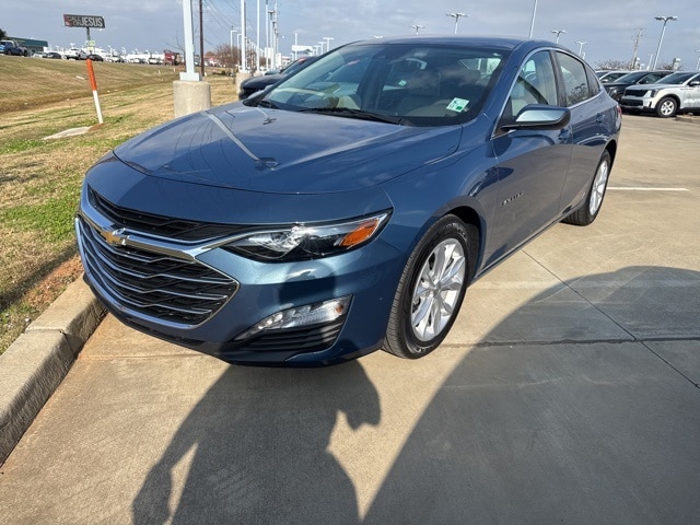 2025 Chevrolet Malibu 1LT's photo