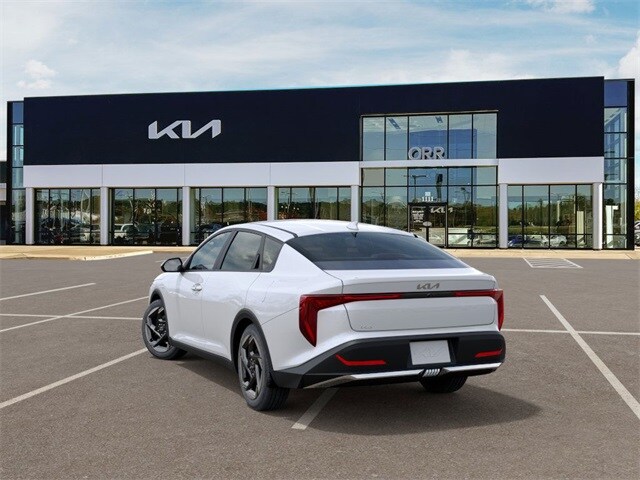2025 Kia K4 EX photo 4