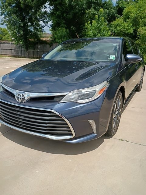 2016 Toyota Avalon XLE's photo
