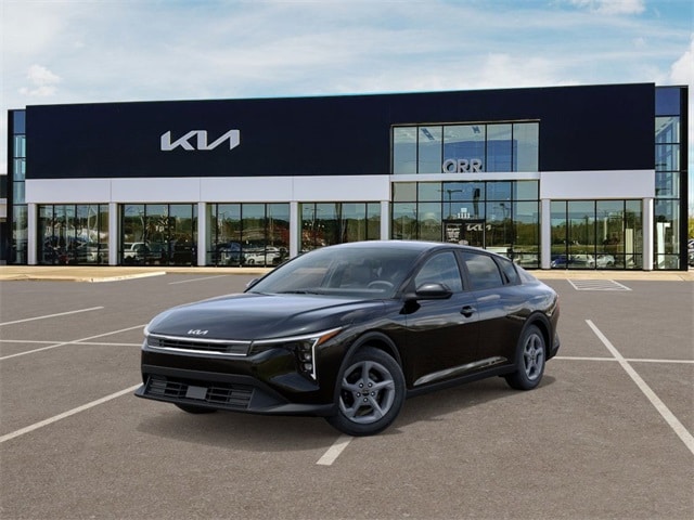 2025 Kia K4 LXS's photo