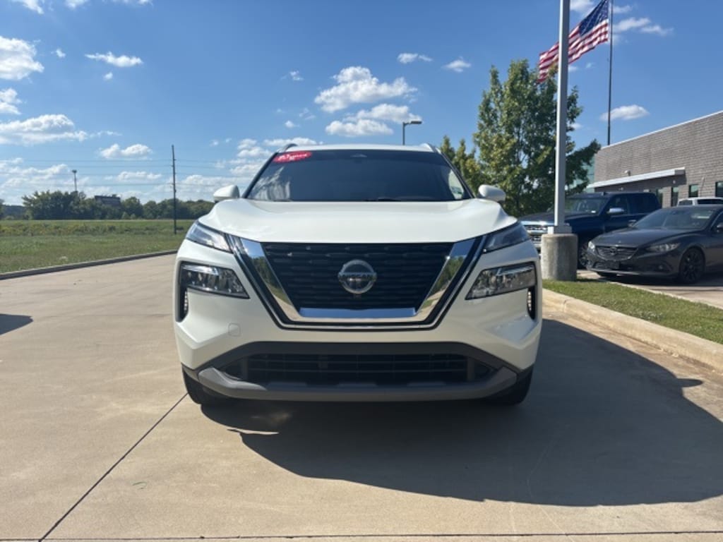 Used 2021 Nissan Rogue SV SUV