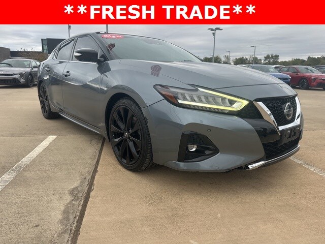 2020 Nissan Maxima SR photo 3
