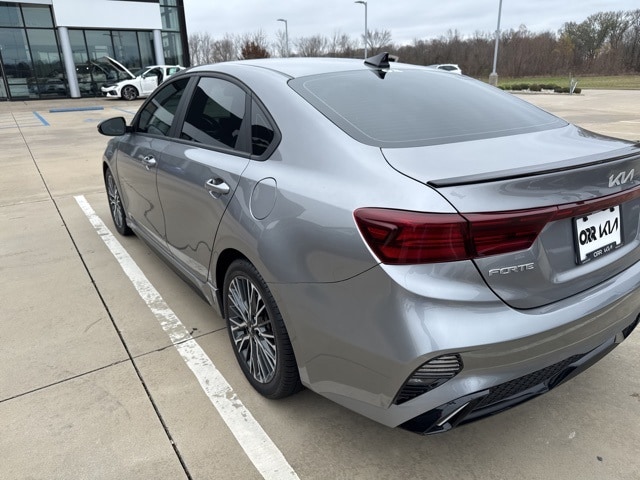 2023 Kia Forte GT-Line photo 4