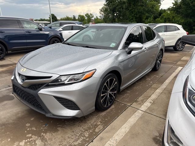 2019 Toyota Camry 2.5 Auto SE Hybrid's photo