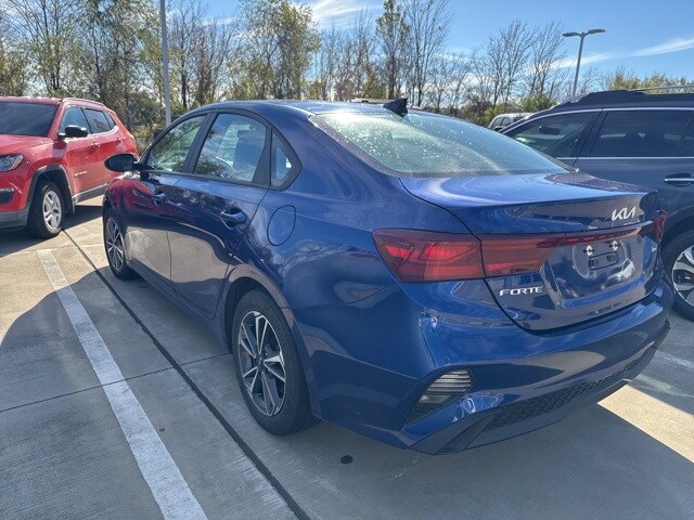 2023 Kia Forte LXS photo 4