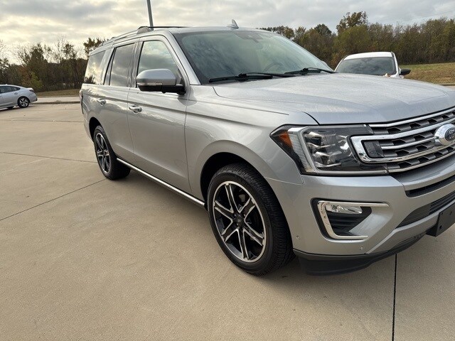 2021 Ford Expedition Limited photo 3