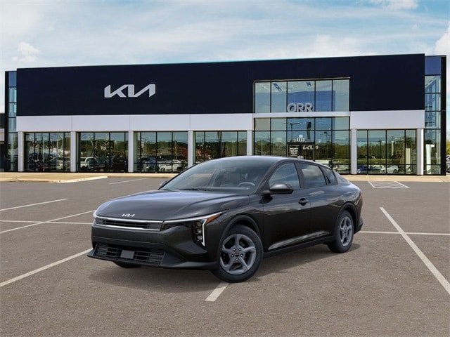 2025 Kia K4 LXS's photo