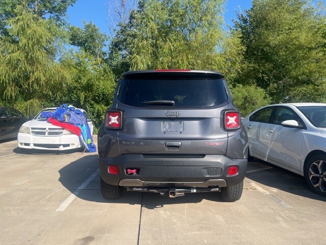 2019 Jeep Renegade Trailhawk photo 3